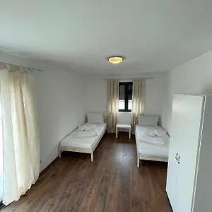 Im Haus Zu Vermieten Lang/kurzfristig Burglengenfeld