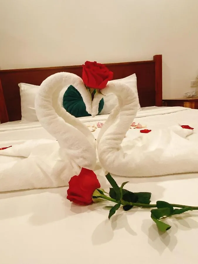 Opera Premier Hotel 루앙프라방